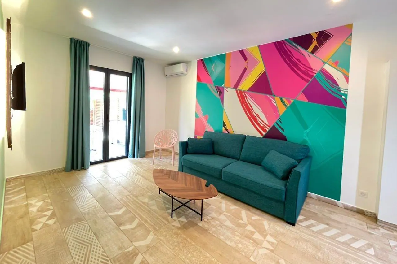 Kawan Bay Suites Deshaies 4*,