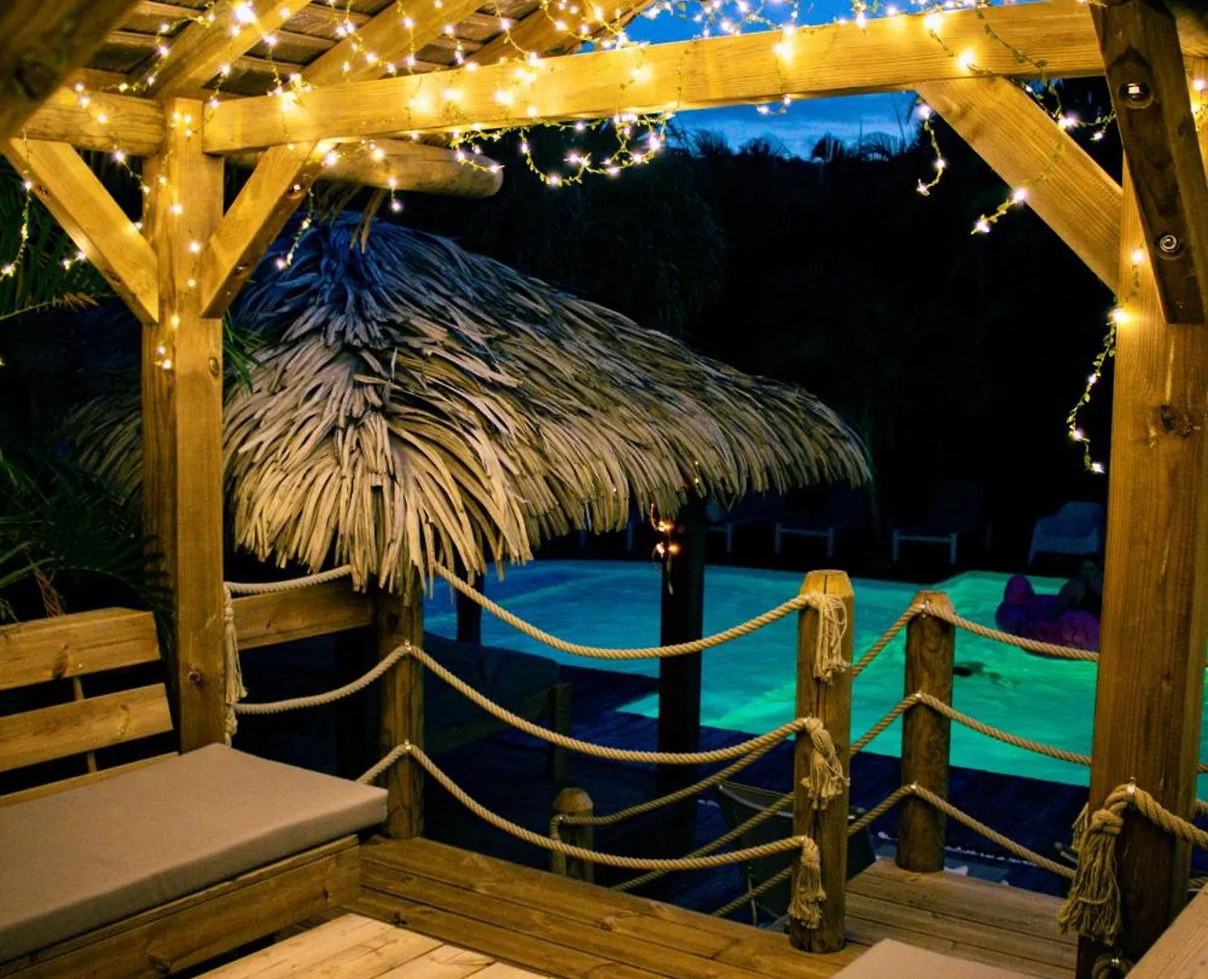 Kawan Bay Suites Deshaies 4*,